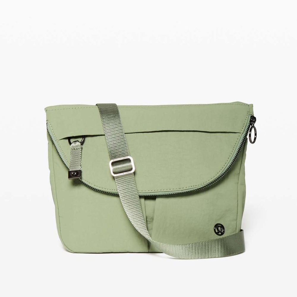 Lululemon Festival Bag